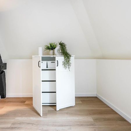 Beautiful Apartment With Loft Делфт Екстериор снимка