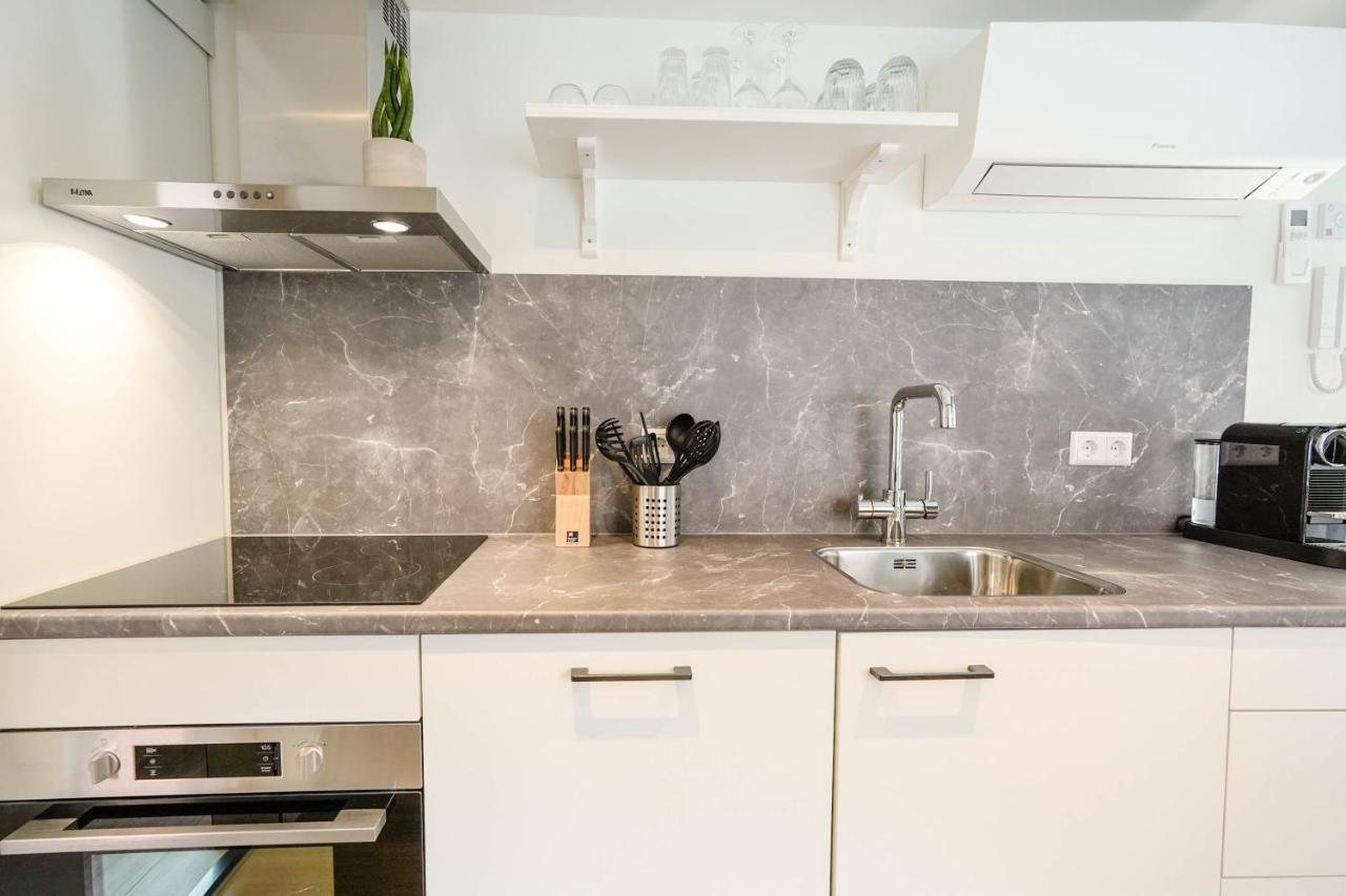 Beautiful Apartment With Loft Делфт Екстериор снимка