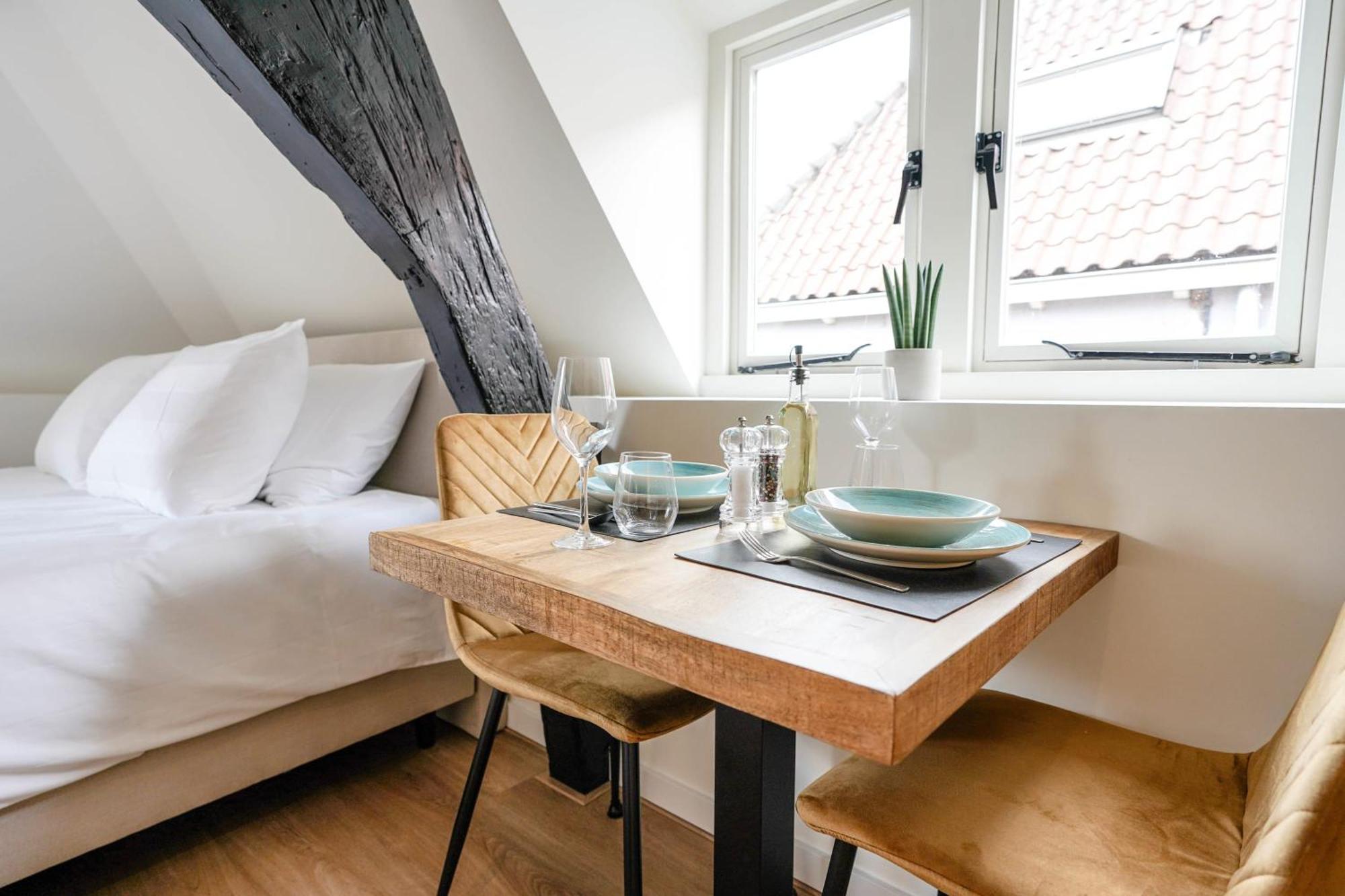 Beautiful Apartment With Loft Делфт Екстериор снимка